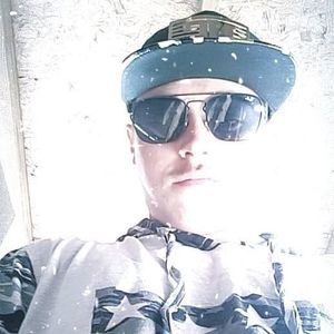 Meet your Posher, Devin